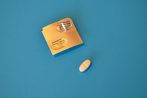 Почему нужно принимать антибиотики только по назначению врача